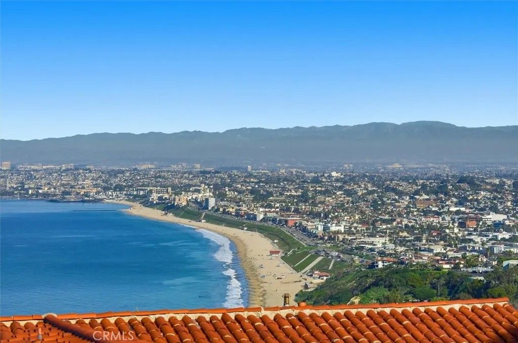 Photo of 721 Via Somonte, Palos Verdes Estates, CA 90274 (MLS # PV26012116)