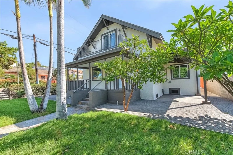 826 N Rowan Avenue
