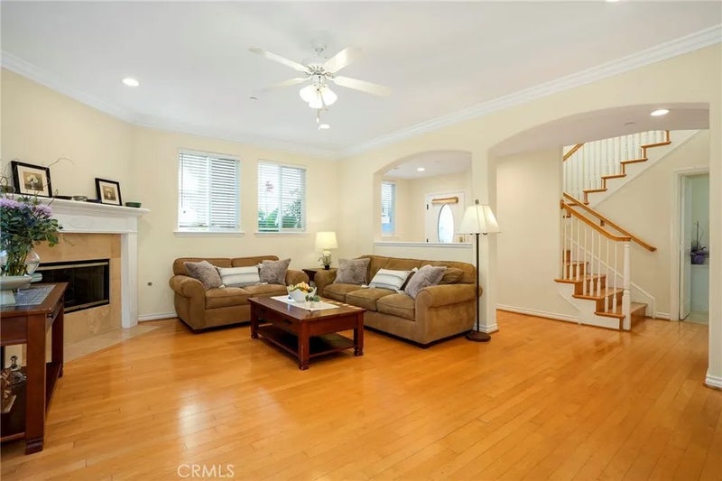 2216 Pullman Lane B