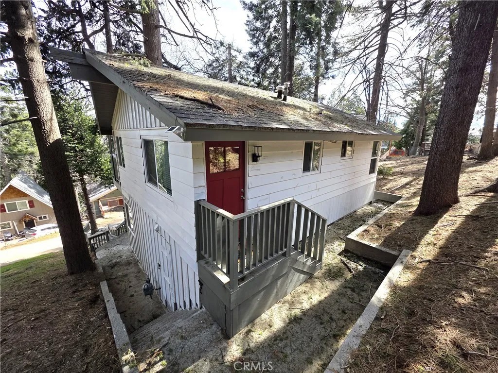 738 W Victoria Court