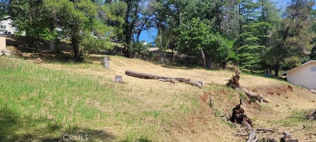 Photo of 16925 Knowlview DR, Hidden Valley Lake, CA 95467 (MLS # LC26086105)
