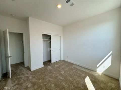 Tiny photo for 283 Lynx, Irvine, CA 92618 (MLS # OC25238079)