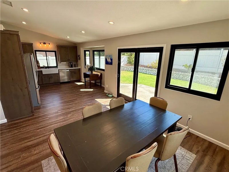 1210 Country Place