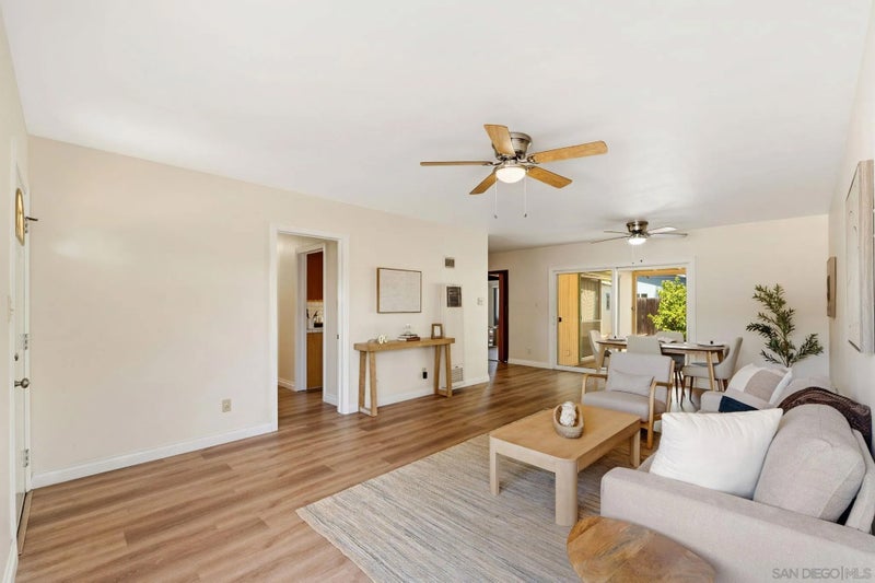 1416 S Maple