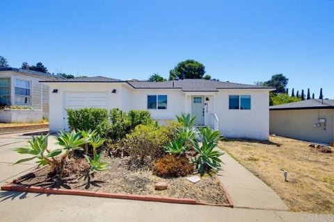 Photo of 4130 Vista Grande Drive, San Diego, CA 92115 (MLS # NDP2608807)