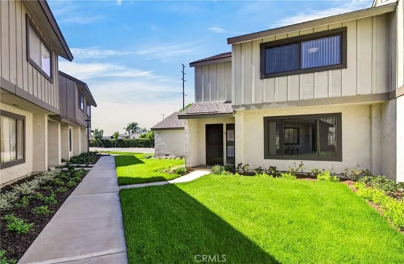 1455 W Cerritos Avenue 32