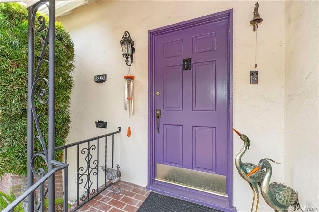 Photo of 2313 Hollister Ter, Glendale, CA 91206 (MLS # GD26060483)