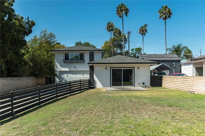 3338 Perlita Avenue