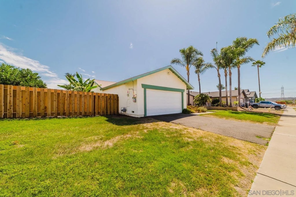 Photo of 181 Heritage Street, Oceanside, CA 92058 (MLS # 260021193)