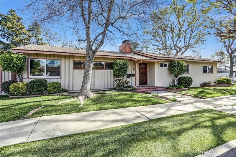 5906 Colbath