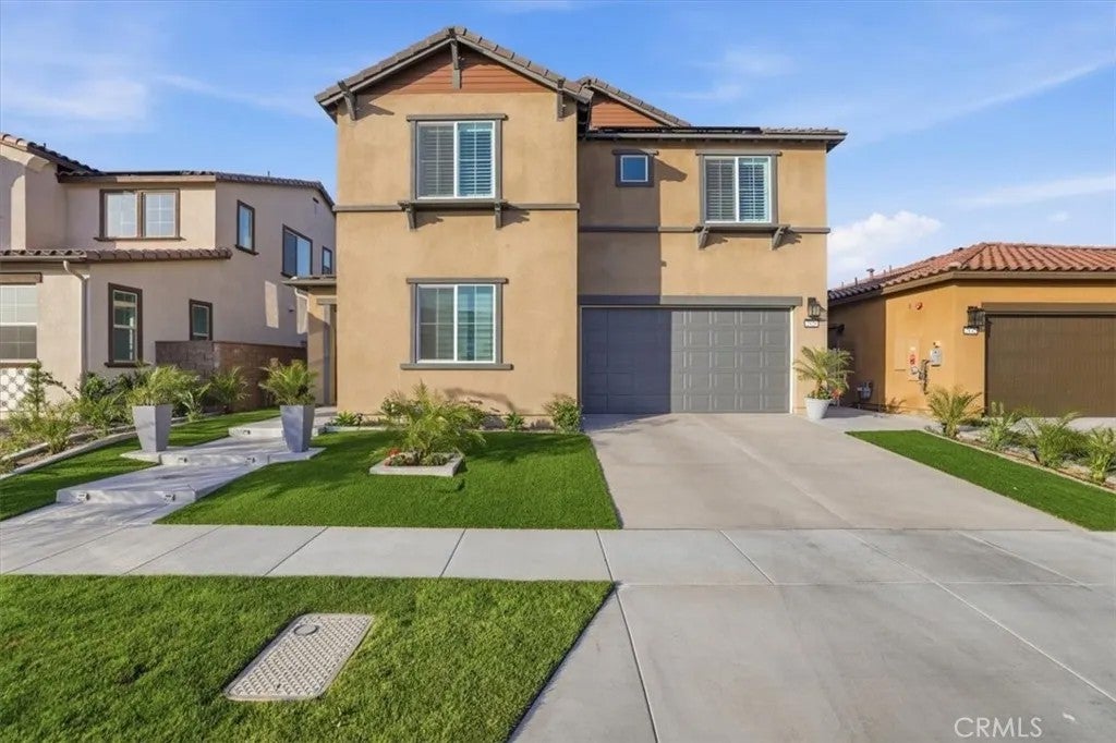 Photo of 2826 Hillsten Way, Corona, CA 92883 (MLS # IV26097847)