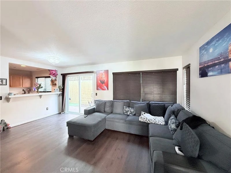 25323 Bayside