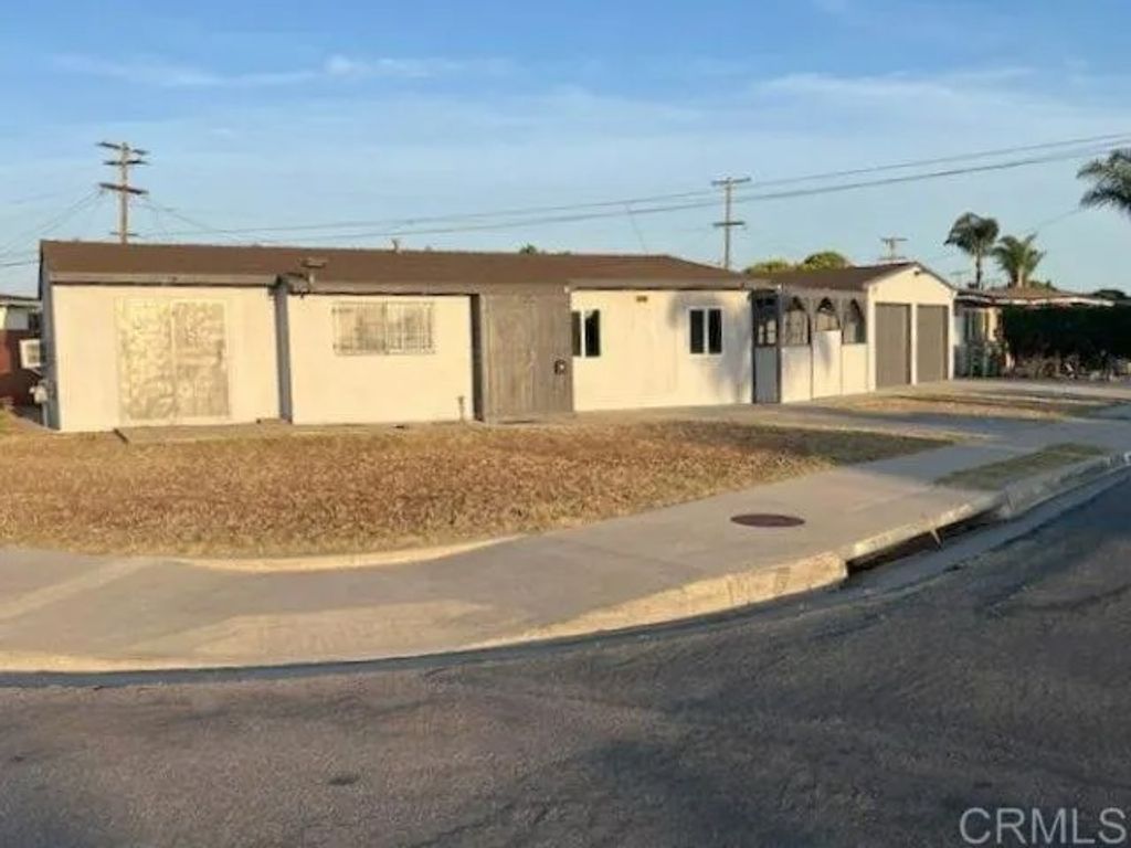 Photo of 855 Jefferson Avenue, Chula Vista, CA 91911 (MLS # PTP2603199)