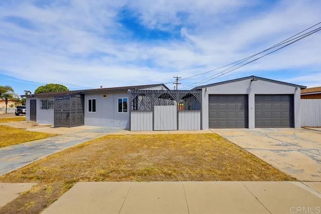 Photo of 855 Jefferson Avenue, Chula Vista, CA 91911 (MLS # PTP2603199)