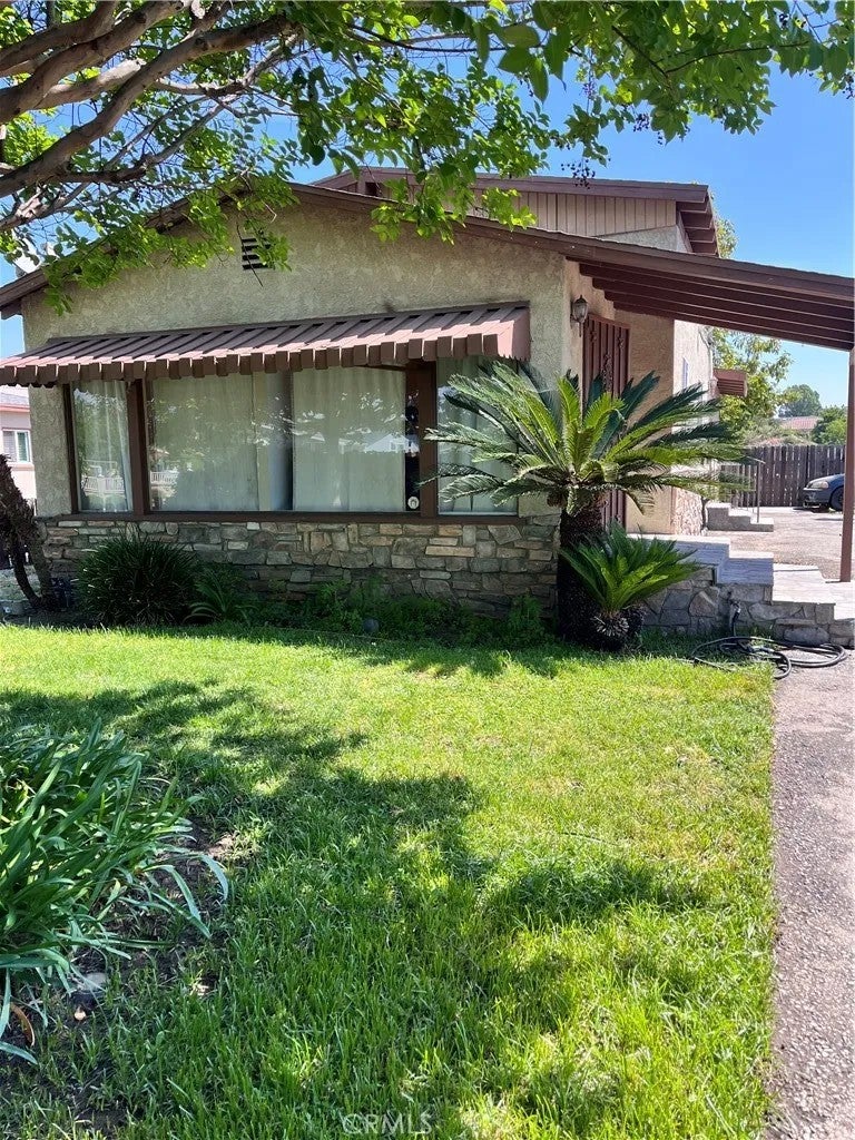 740 N Amelia Avenue