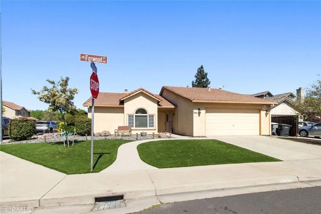 Photo of 2588 Foxwood Court, Oakdale, CA 95361 (MLS # FR26063066)