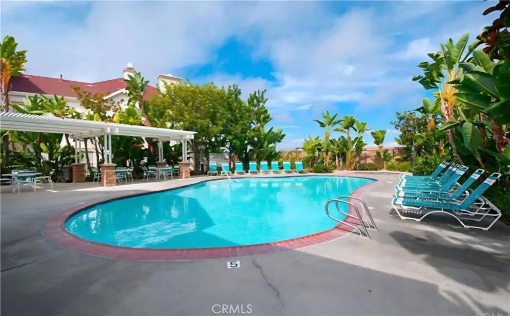 785 Harbor Cliff Way 177