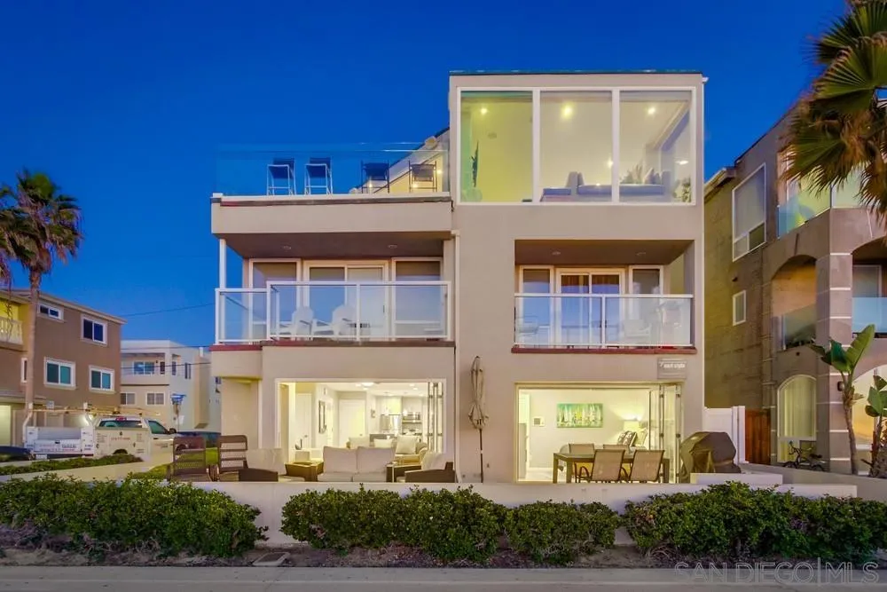 3391 Ocean Front Walk A