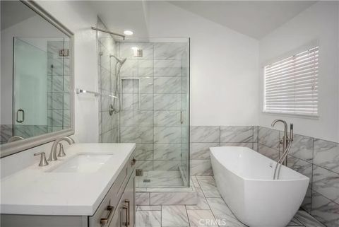 Tiny photo for 22905 Colombard Lane #5, Diamond Bar, CA 91765 (MLS # PW25251142)