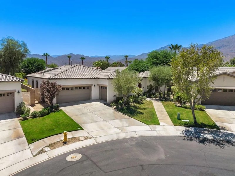 60233 Katie Circle