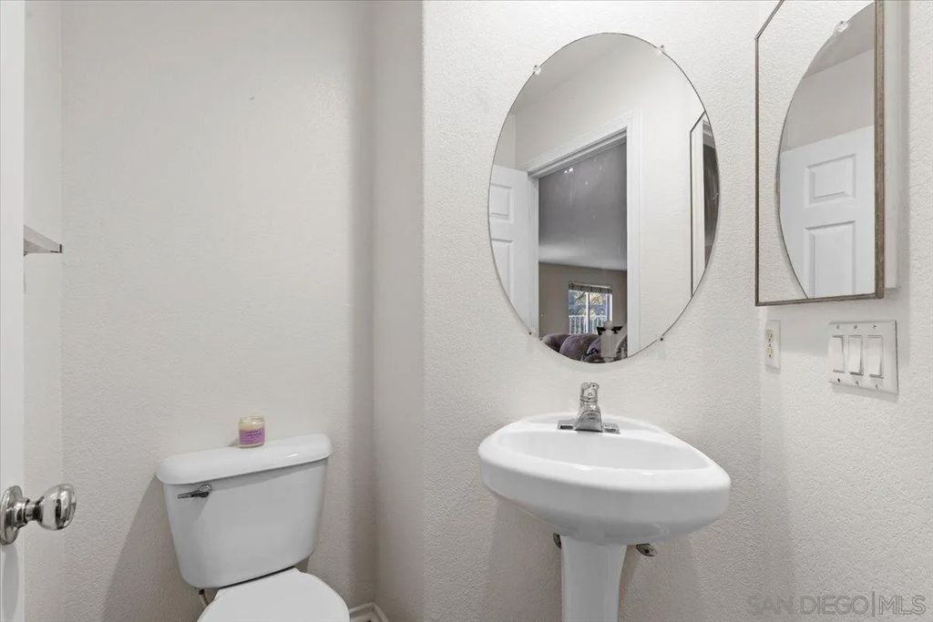 Photo of 609 Jacks Creek Road, Escondido, CA 92027 (MLS # 260002648)