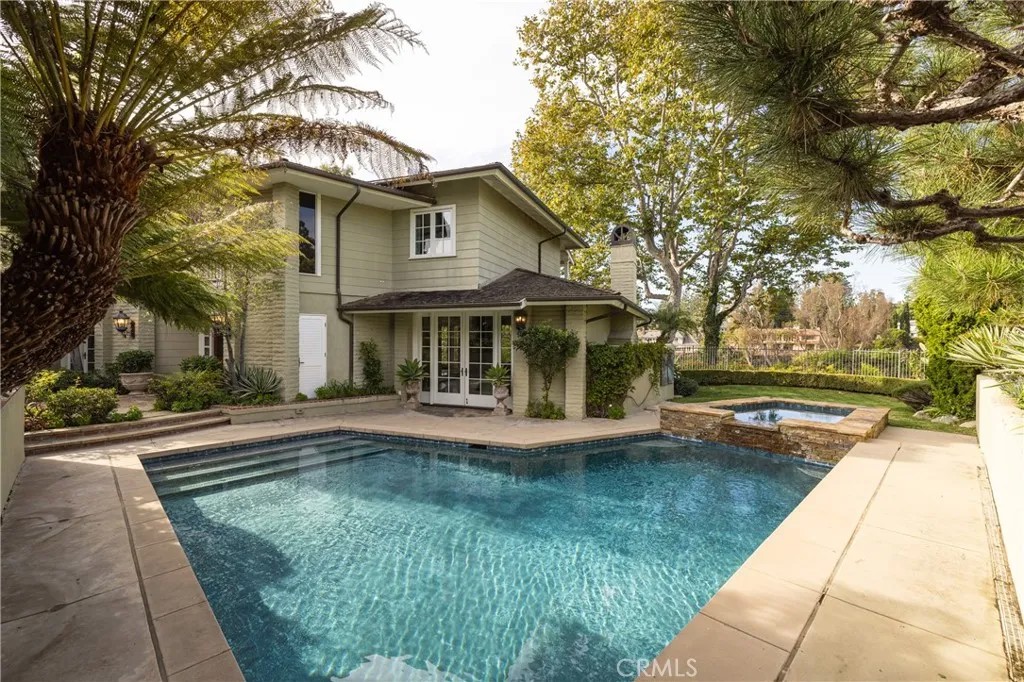 3 Cypress Point Lane