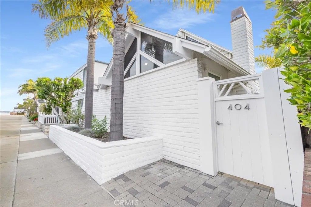 Photo of 404 Prospect Street, Newport Beach, CA 92663 (MLS # NP26092317)