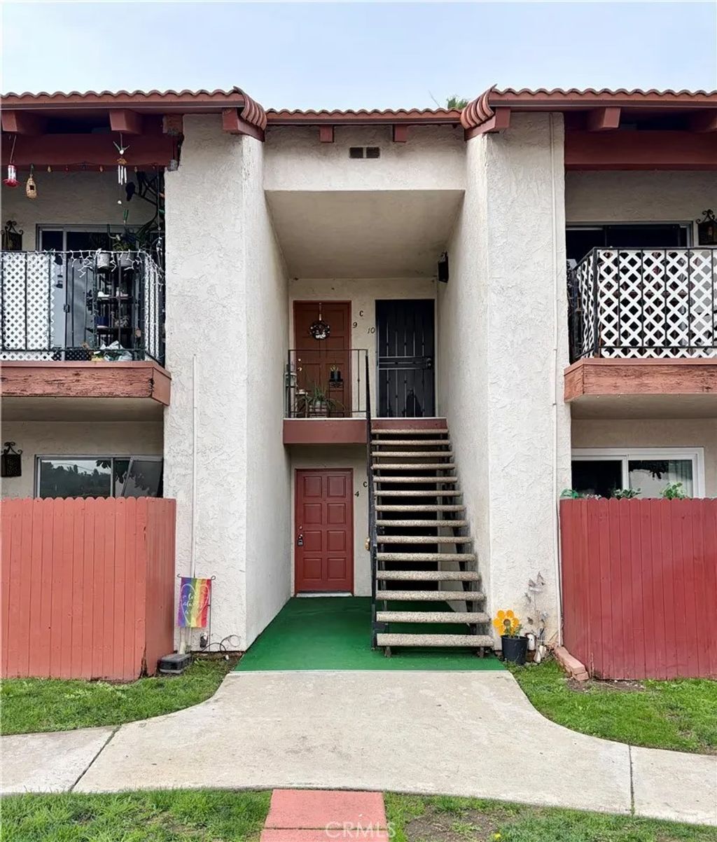 Photo of 23641 Golden Springs #C-4, Diamond Bar, CA 91765 (MLS # CV26003163)