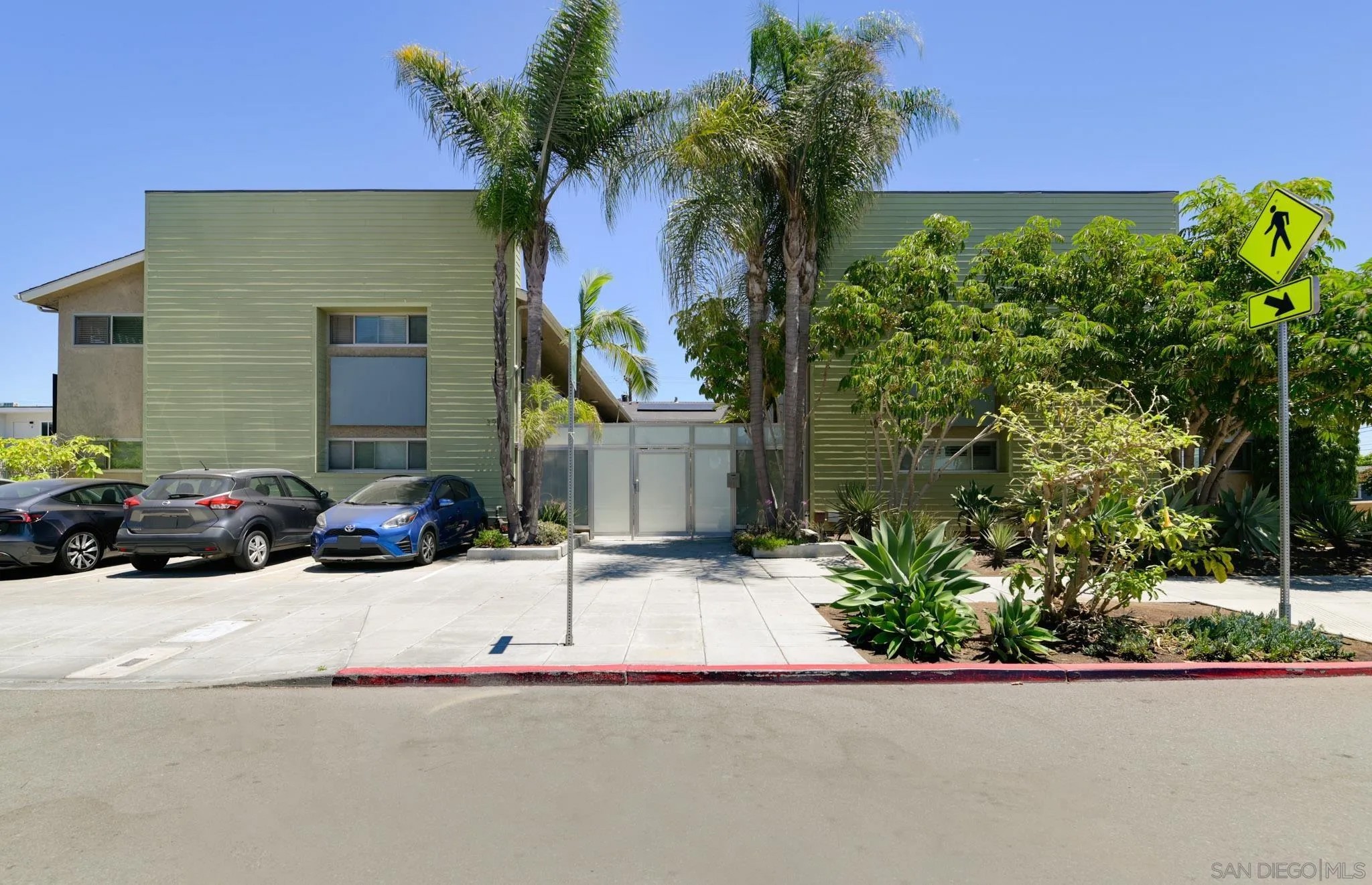3907 Georgia St 7