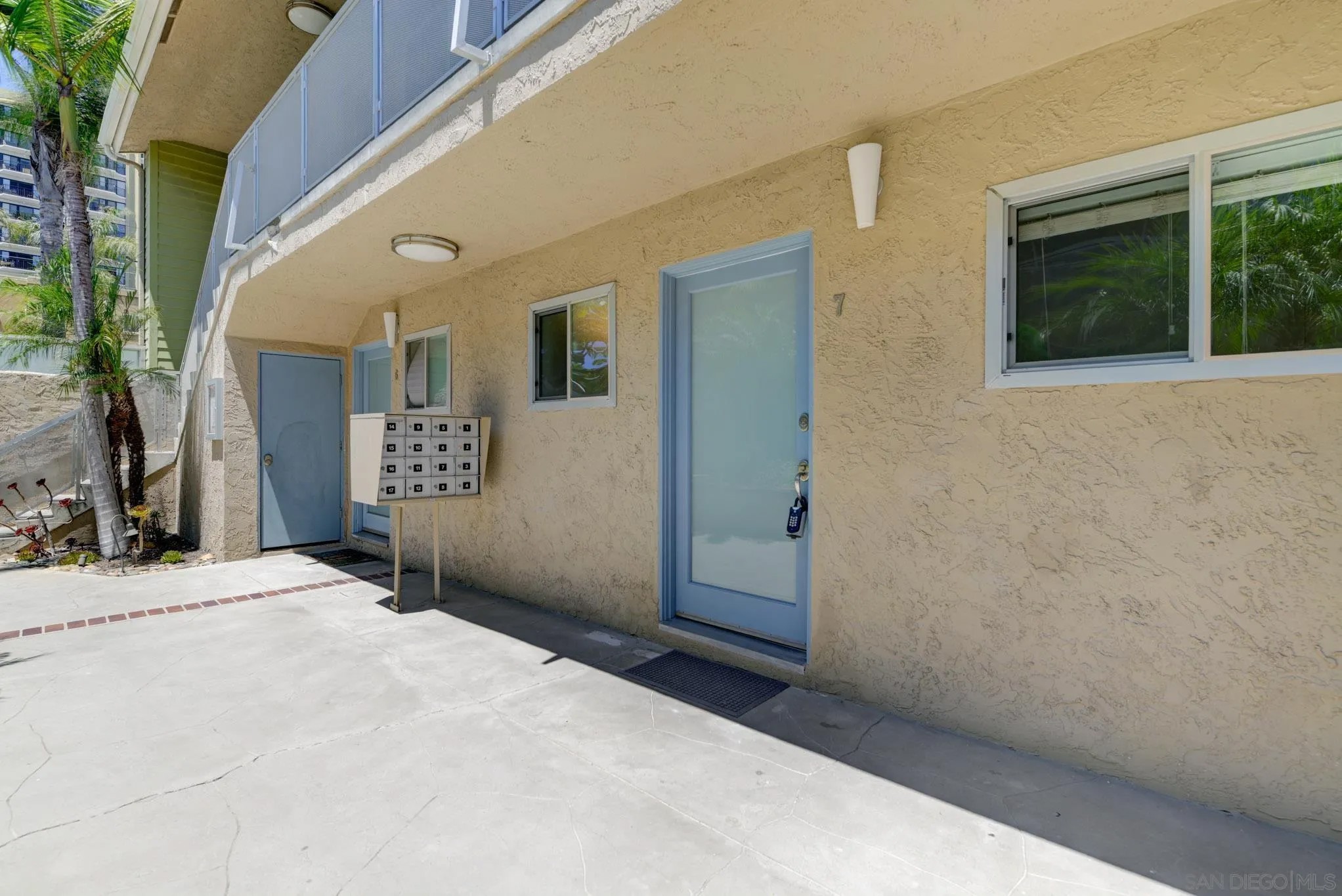 3907 Georgia St 7