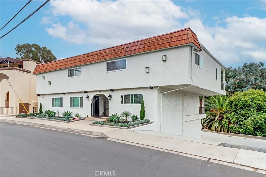 Photo of 207 W Marquita #7, San Clemente, CA 92672 (MLS # PW26034589)