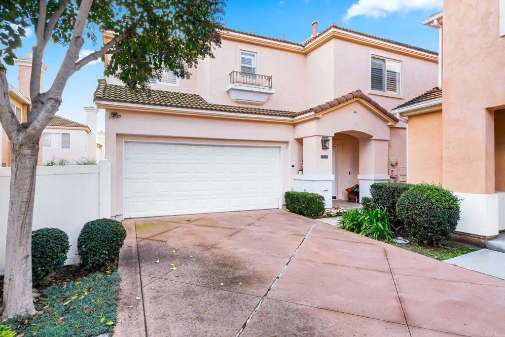 Photo of 1194 Calle Tesoro, Chula Vista, CA 91915 (MLS # PTP2600256)