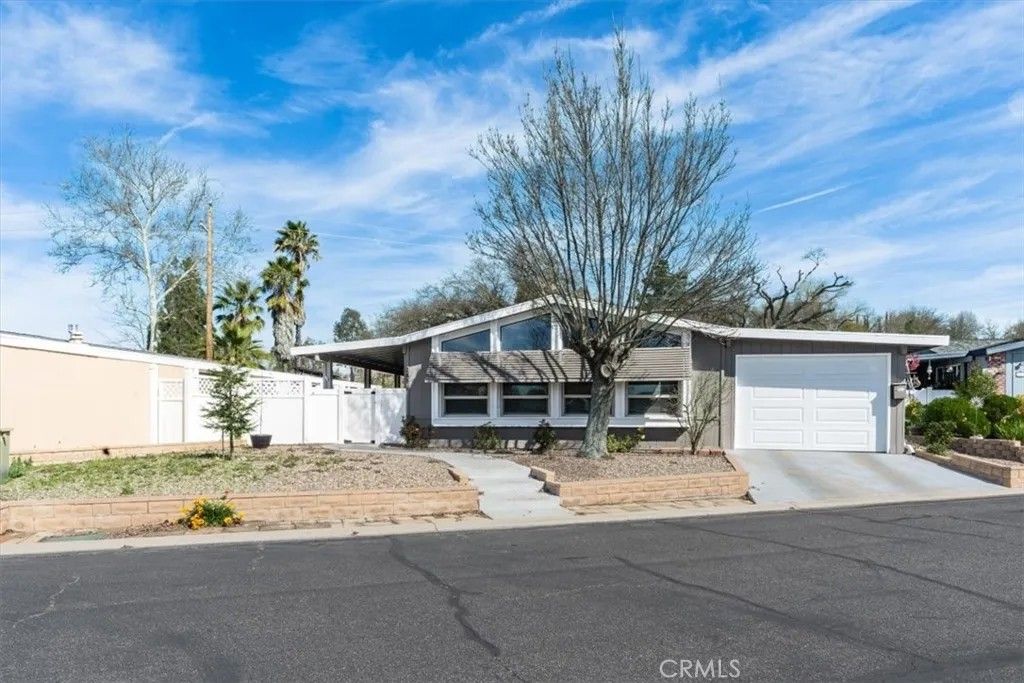 Photo of 291 Quail Summit, Paso Robles, CA 93446 (MLS # NS26045435)