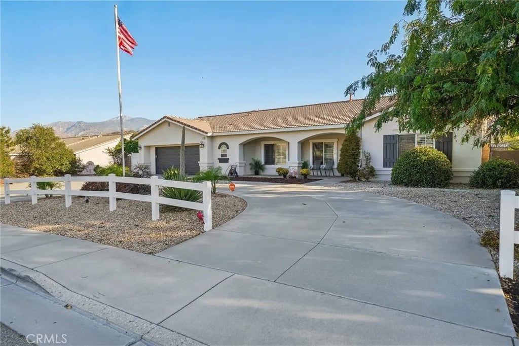 1410 Charles