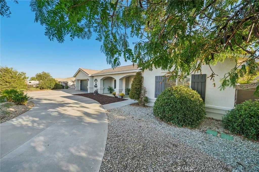 1410 Charles