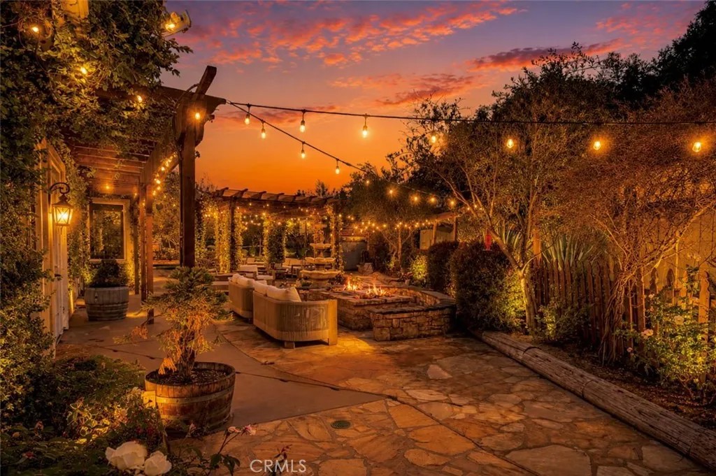 43455 Corona Cala Camino