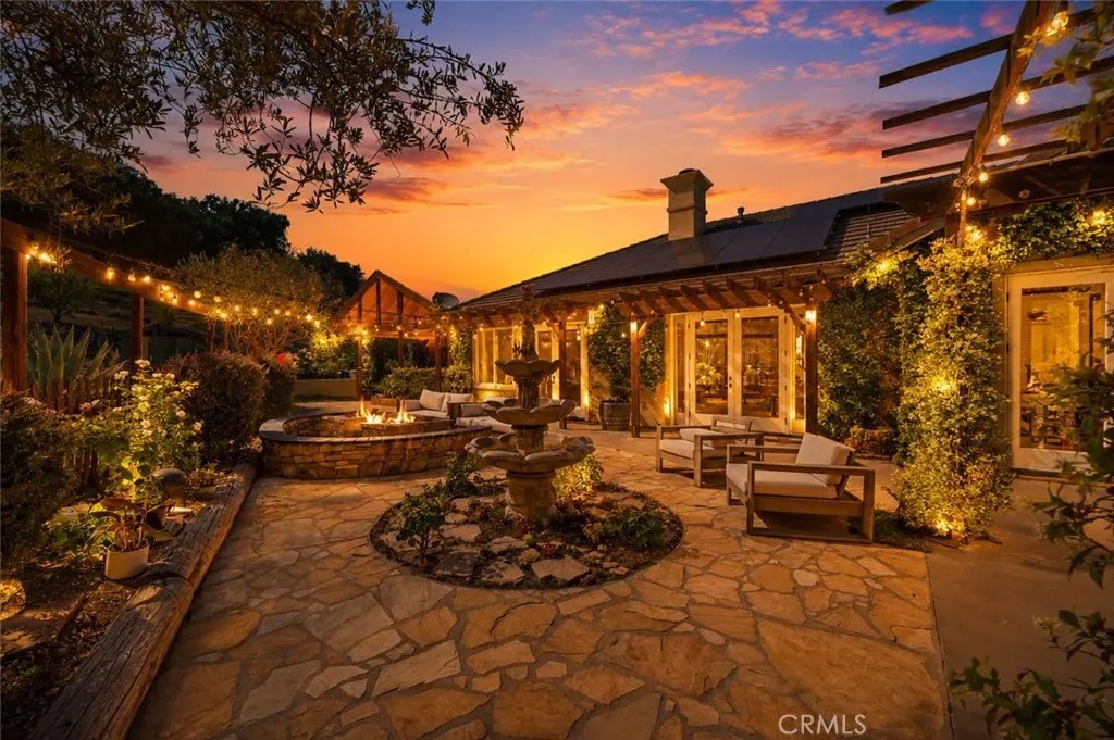 43455 Corona Cala Camino
