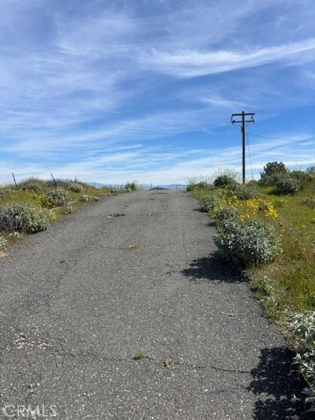 Photo of 21080 Kimes Ln, Perris, CA 92570 (MLS # CV25270858)