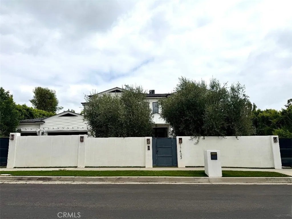 17405 Cumpston