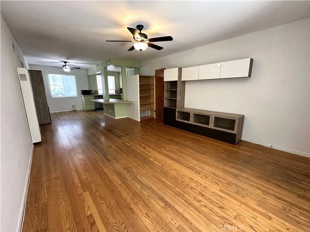 Photo of 700 E Carson St #3, Long Beach, CA 90807 (MLS # PW25280426)