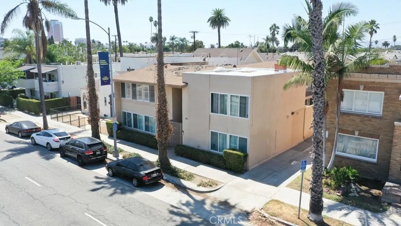921 Pacific Avenue 10