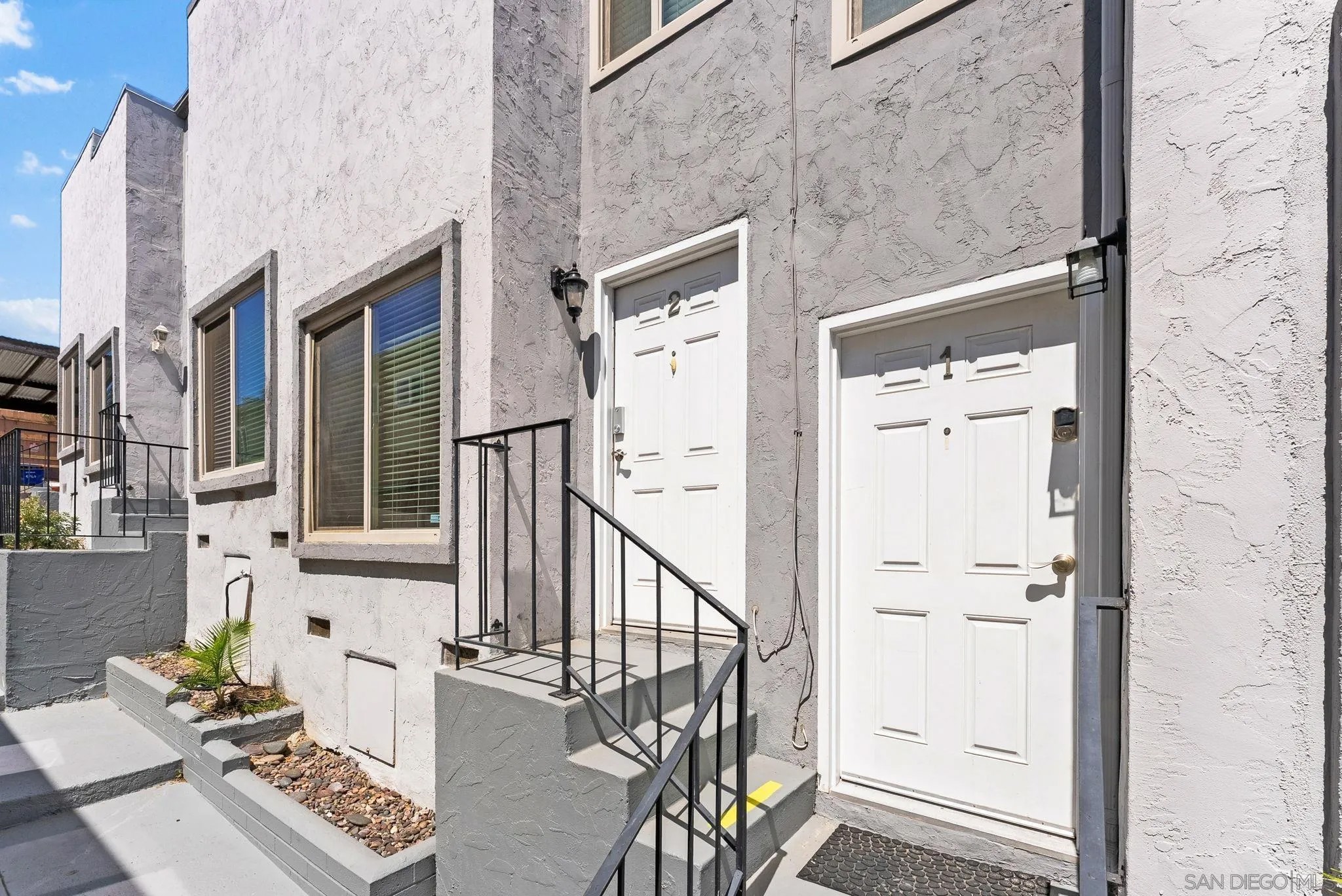 5760 Riley St 2