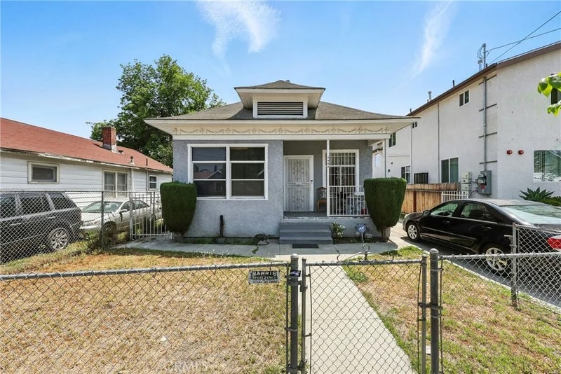 1600 E. 33rd St