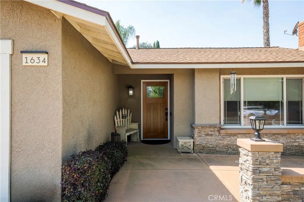 Photo of 1634 Goldfield Pl, Pomona, CA 91766 (MLS # CV26076116)