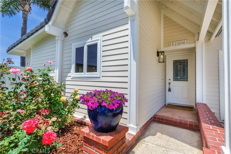 6403 Surfside