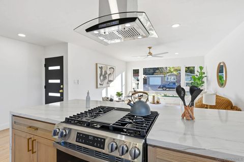 Tiny photo for 5424 Princess View Pl, San Diego, CA 92120 (MLS # 250045613)