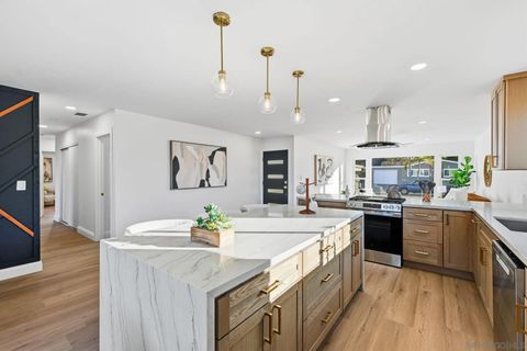 Tiny photo for 5424 Princess View Pl, San Diego, CA 92120 (MLS # 250045613)