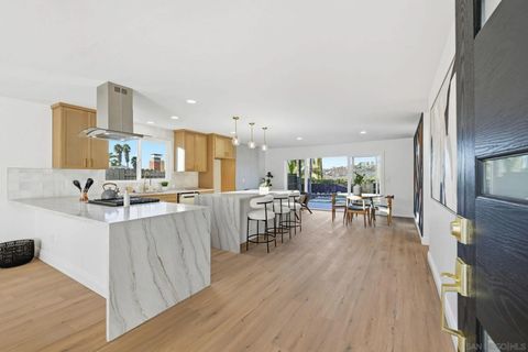 Tiny photo for 5424 Princess View Pl, San Diego, CA 92120 (MLS # 250045613)