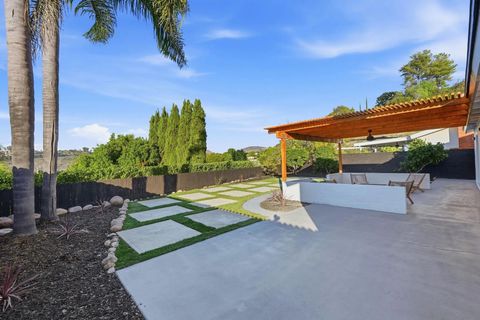 Tiny photo for 5424 Princess View Pl, San Diego, CA 92120 (MLS # 250045613)