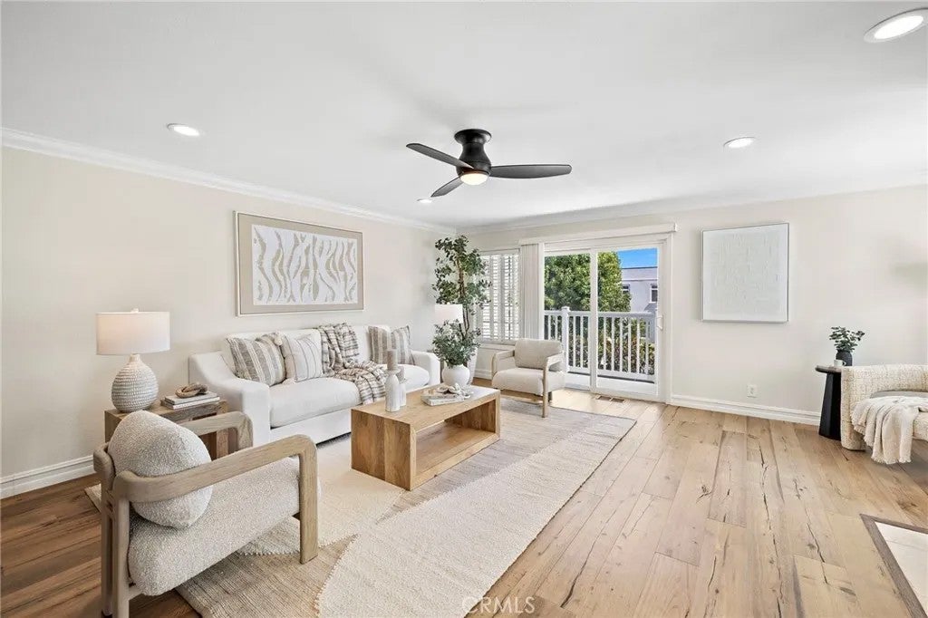 34279 Amber Lantern Street 11